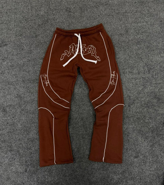 Viral Baggie Pants( Brown)