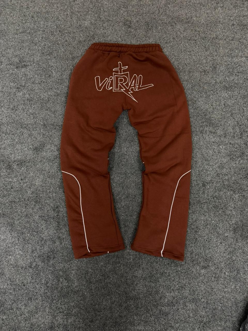 Viral Baggie Pants( Brown)